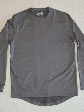 Duluth Trading Co Black Long-Sleeve Crewneck Tee
